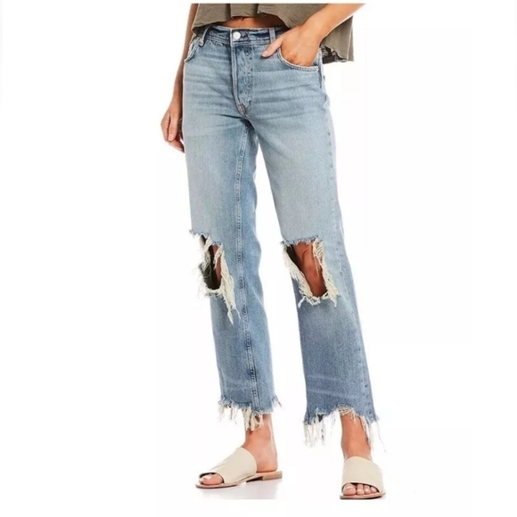 FREE PEOPLE  Maggie Straight Leg Mid Rise Distressed Blue Denim Jeans Size 29 - Picture 1 of 16
